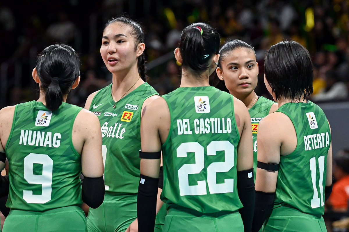solidladyspiker's tweet photo. 11-0 💚🏹 TWICE-TO-BEAT ADVANTAGE.

DLSU LADY SPIKERS WON vs. FEU.

Angel CANINO,
24 points, 4 blocks.

Shevana LAPUT,
23 points, 4 blocks.

Amie PROVIDO,
16 points, 6 blocks.

Eshana NUNAG,
30 excellent sets.

BRING BACK THE CROWN TO TAFT!! https://t.co/uFYiAcgjZ9