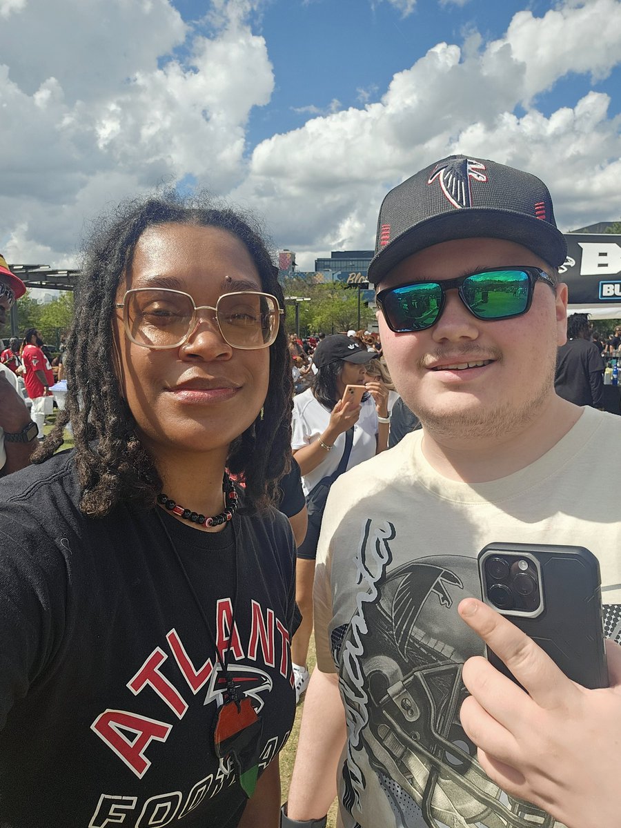 Maggie T Productions 🌈 ♊️ tweet media