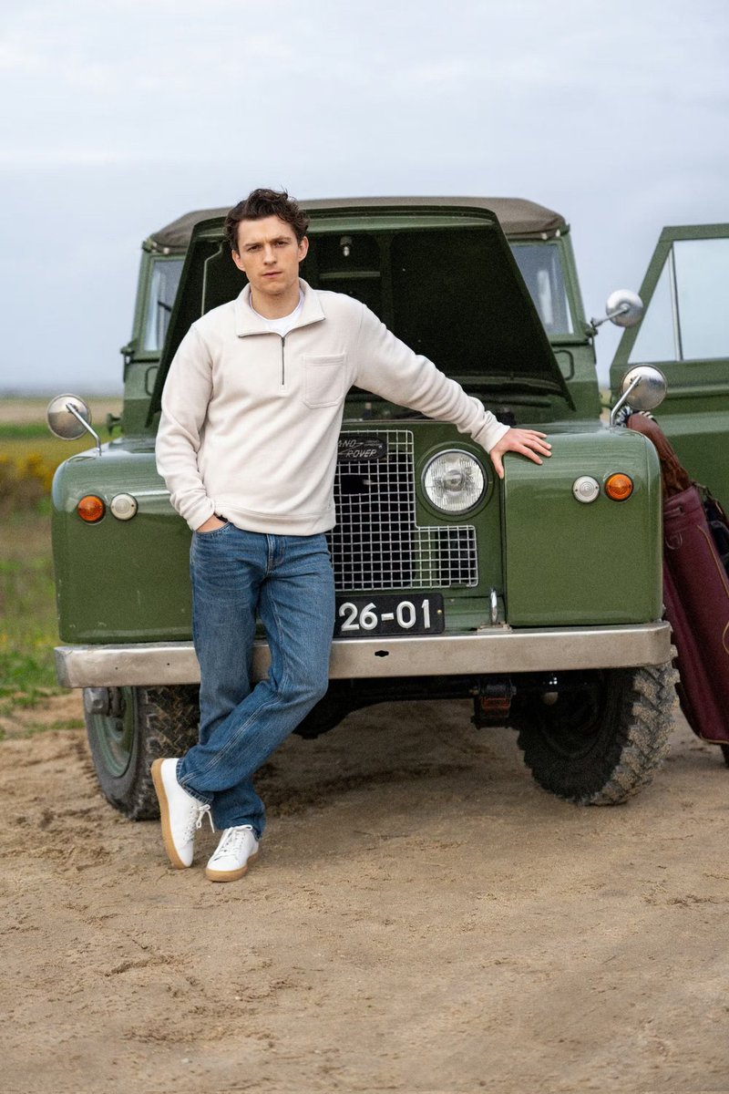 Tom Holland Updates tweet media