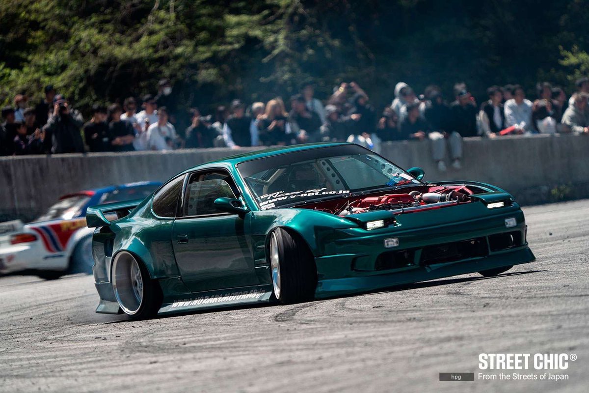 ドリドレ走公式 tweet media