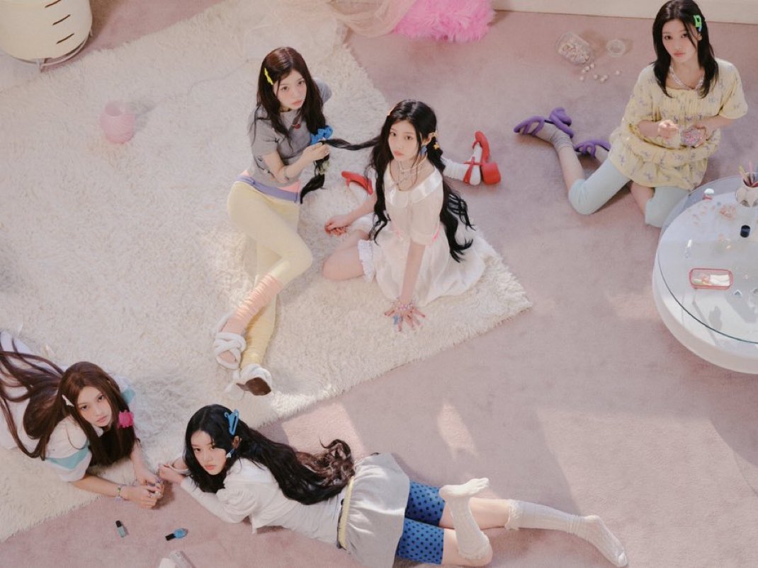 they're genuinely so aesthetic i'm working on a thinspo board with their new comeback concepts rightnow actually