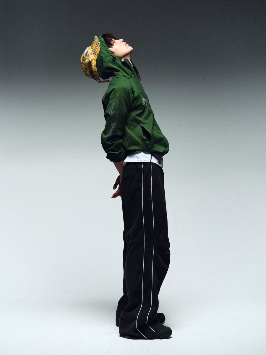 jjuteens's tweet image. Leader #REDRED       Maknae #GREENGREEN

#마틴 #건호 #코르티스