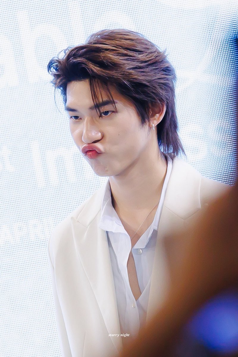 𝒔𝒕𝒂𝒓𝒓𝒚 𝒏𝒊𝒈𝒉𝒕🌌 tweet media