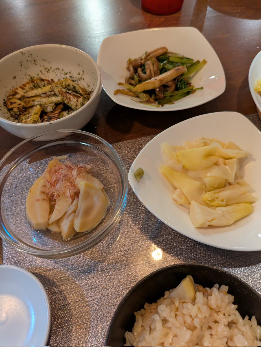 いとう、 tweet media