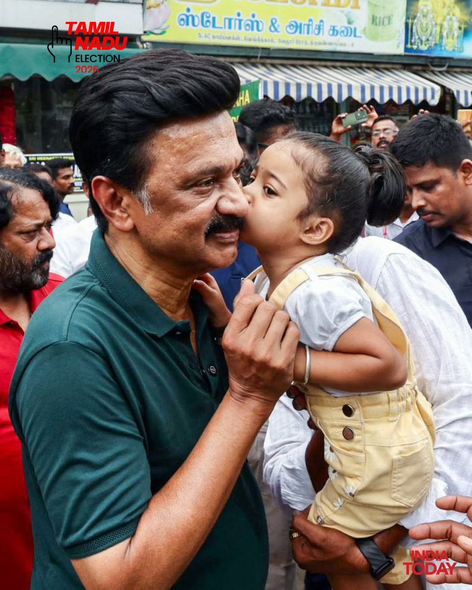 IndiaToday's tweet photo. #Inpics | M. K. Stalin, Chief Minister of Tamil Nadu and leader of the Dravida Munnetra Kazhagam, took part in an election campaign in Tiruvannamalai ahead of the state assembly polls. The campaign event saw active political outreach as the party mobilised support and engaged with voters in the region.

#MKStalin #DMK #TamilNadu #Tiruvannamalai #ElectionCampaign #AssemblyElections2026 #ITPhotoblog | @mkstalin