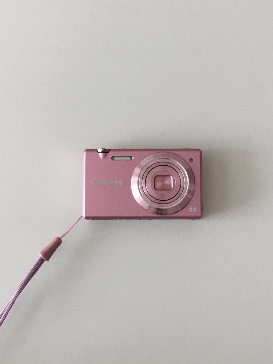 핑크 빈티지 디카를 드디어 매입했어요 🌸
소프트 포커스 기능 있는 기기로