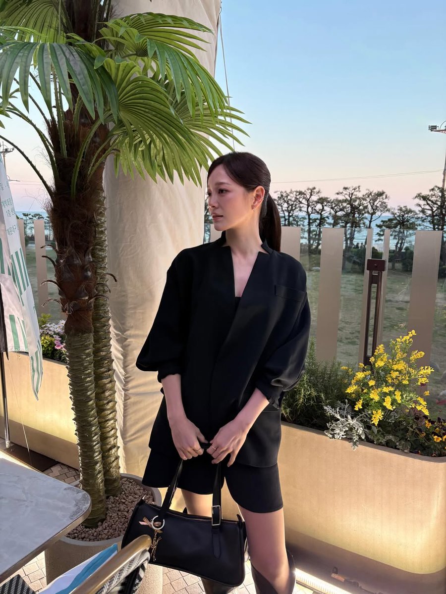 롱샴걸은 세정언니한테 찰떡이예유
#KIMSEJEONG #김세정 #세정