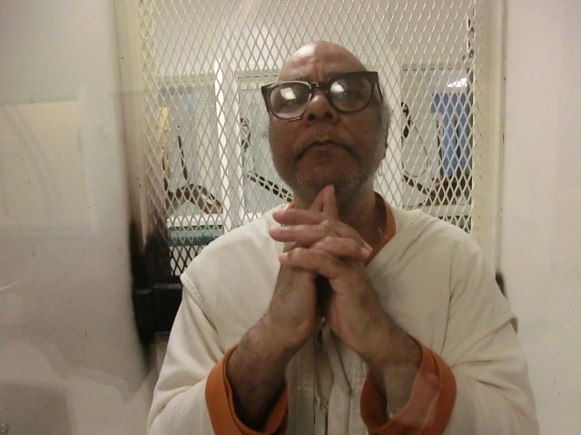 KarineOmry's tweet photo. #RaymondRiles who spent decades on Texas death row and was resentenced to life in 2021 is eligible for parole.
Suffering from severe mental illness and now dementia, why is he still incarcerated after 52 years?
If not now, when? #FreeRaymondRiles
https://t.co/TfkkxvMuTJ https://t.co/W9oM7UC3M3