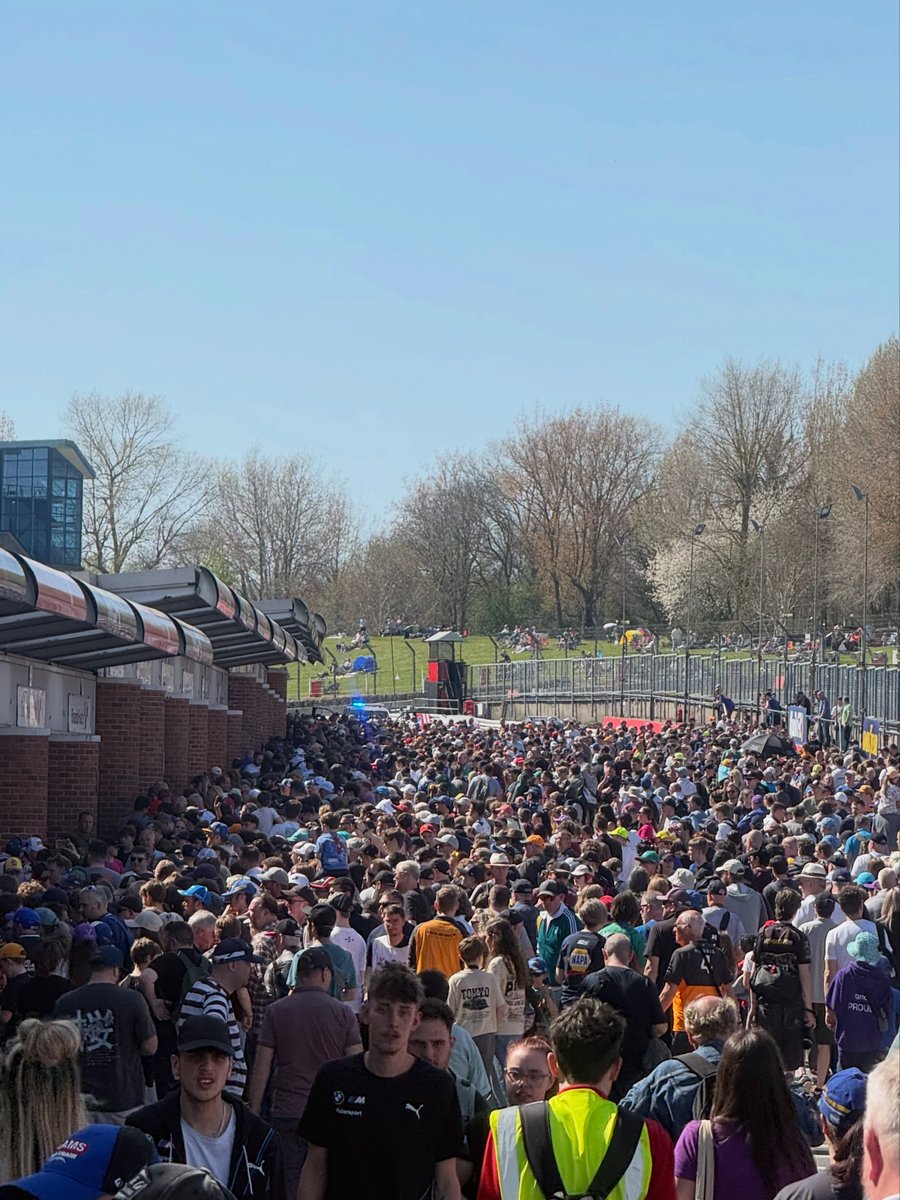 Brands Hatch tweet media