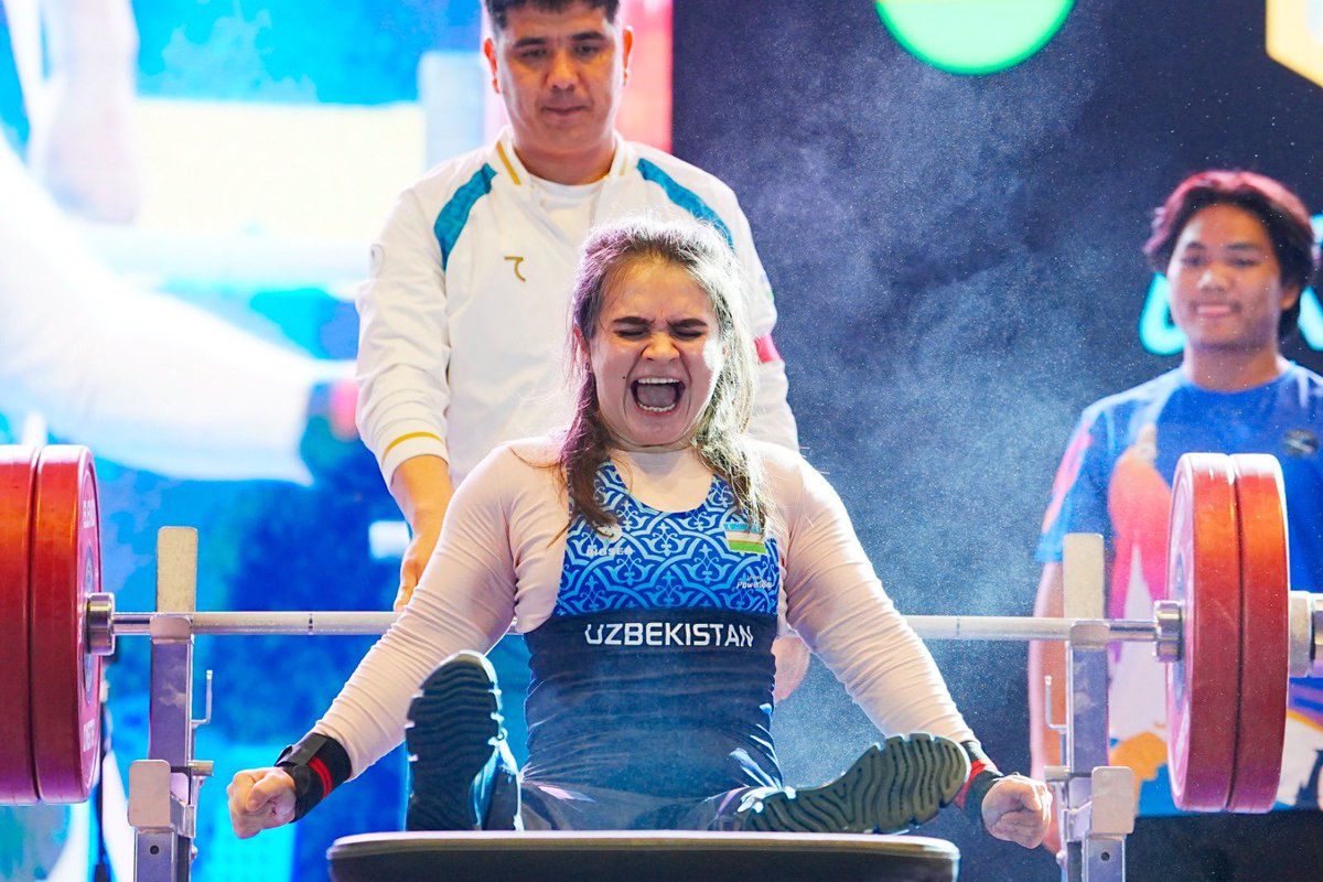 Para Powerlifting tweet media