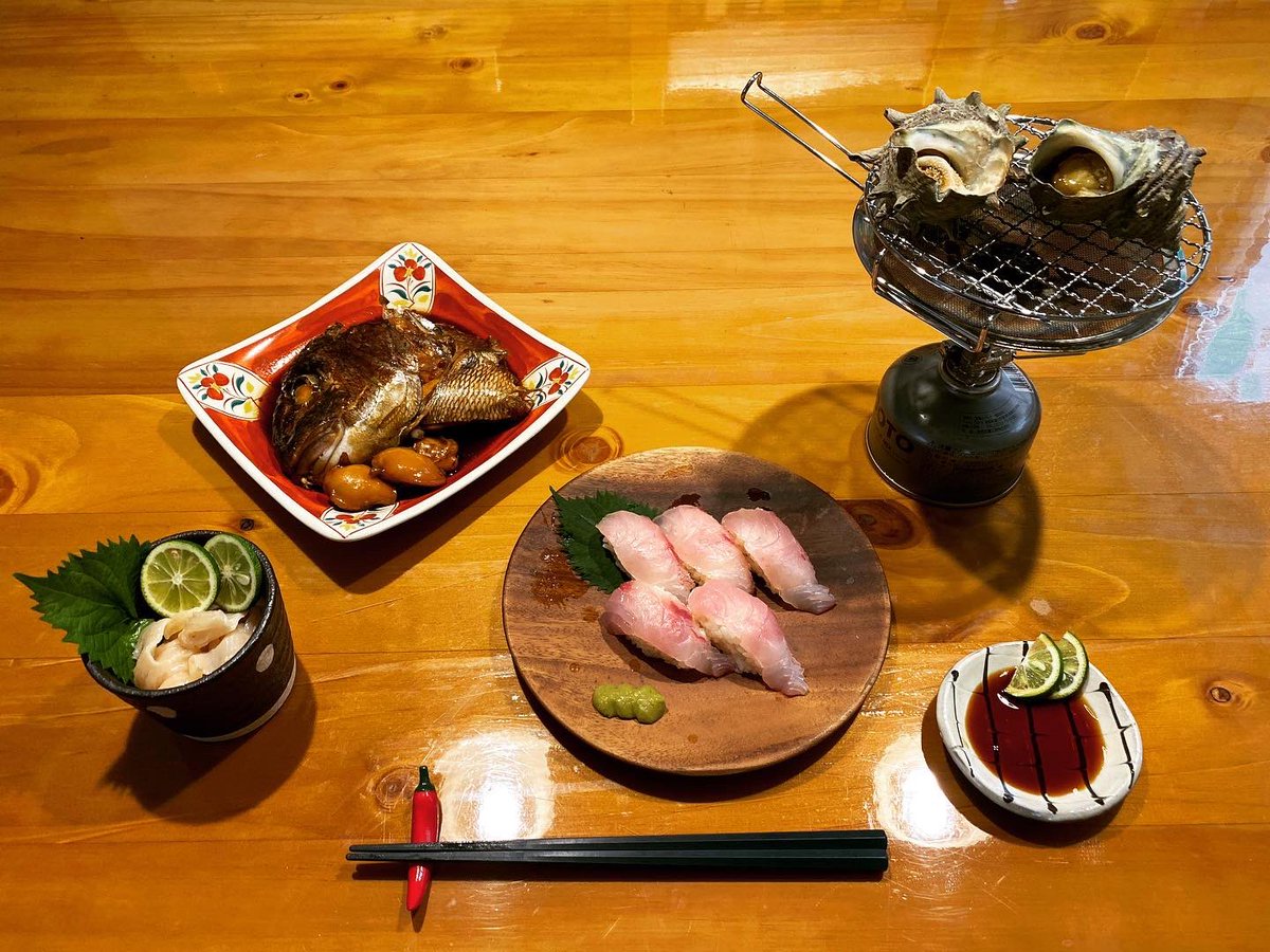 BashiYoroshiku's tweet photo. #REALITY自炊祭り選手権大会グランプリ委員会
干物
海鮮丼
寿司フルコース
肉まん https://t.co/9Eh0vv18Wd