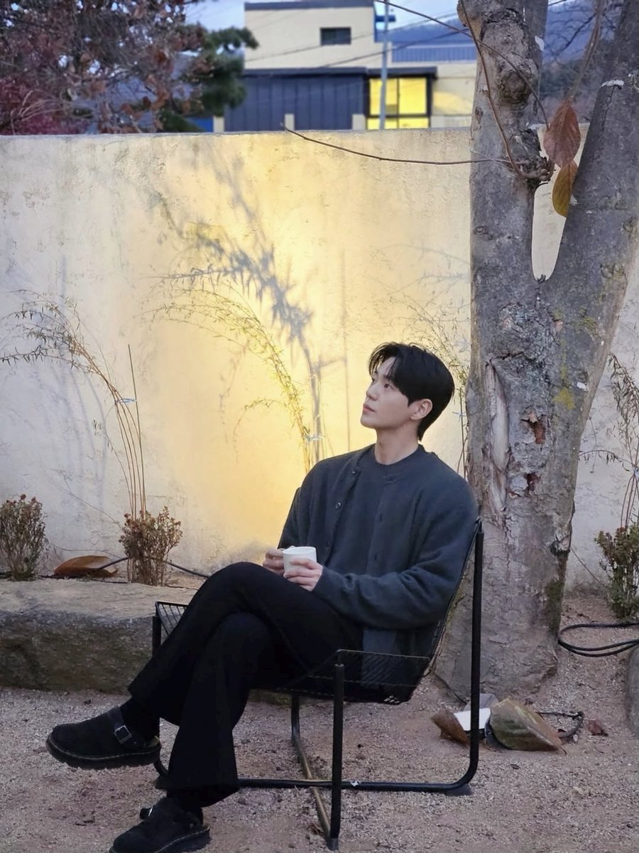 haar0ng's tweet photo. ㅜㅜㅜㅜㅜㅜ 아니 ㄴㅁㄴㅁㄴㅁ 눈물나게 잘생김 https://t.co/YjZ9oAWZON