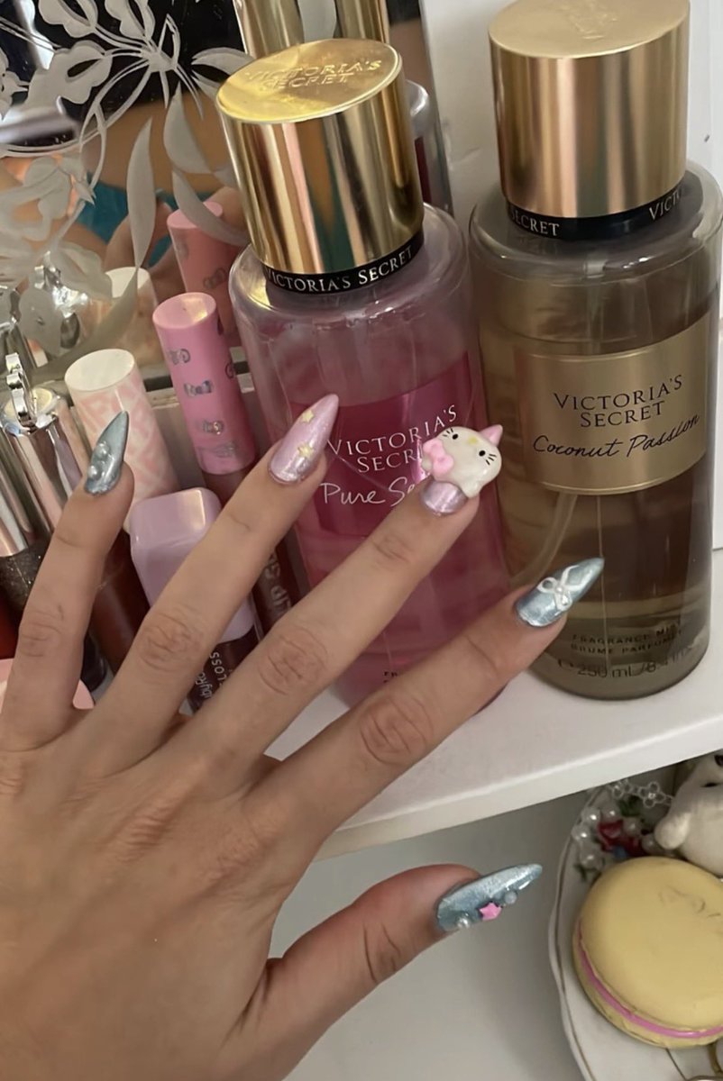 Helena PCD ☭ 🐇🇷🇺🇰🇵🎪 tweet media