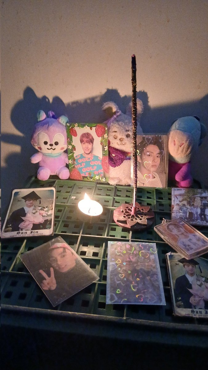 ana🏴‍☠️🍋🎭 VA A VER A BTS OOOOAAAAAA tweet media