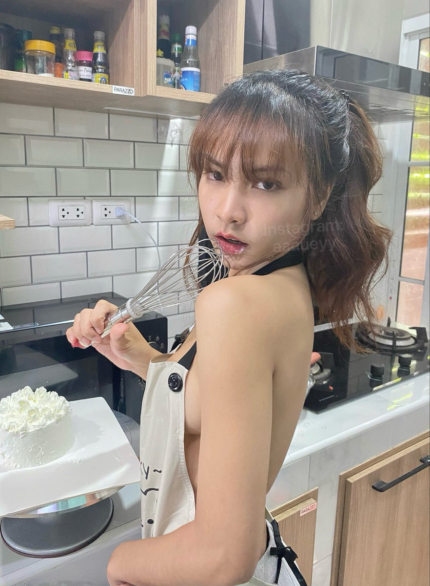 AUEY03629158's tweet photo. กินเค้กมุย🫣😙🤏🎂🙂‍↔️
#แอคหน้าโปรไฟล์ https://t.co/CotvXbwg0d