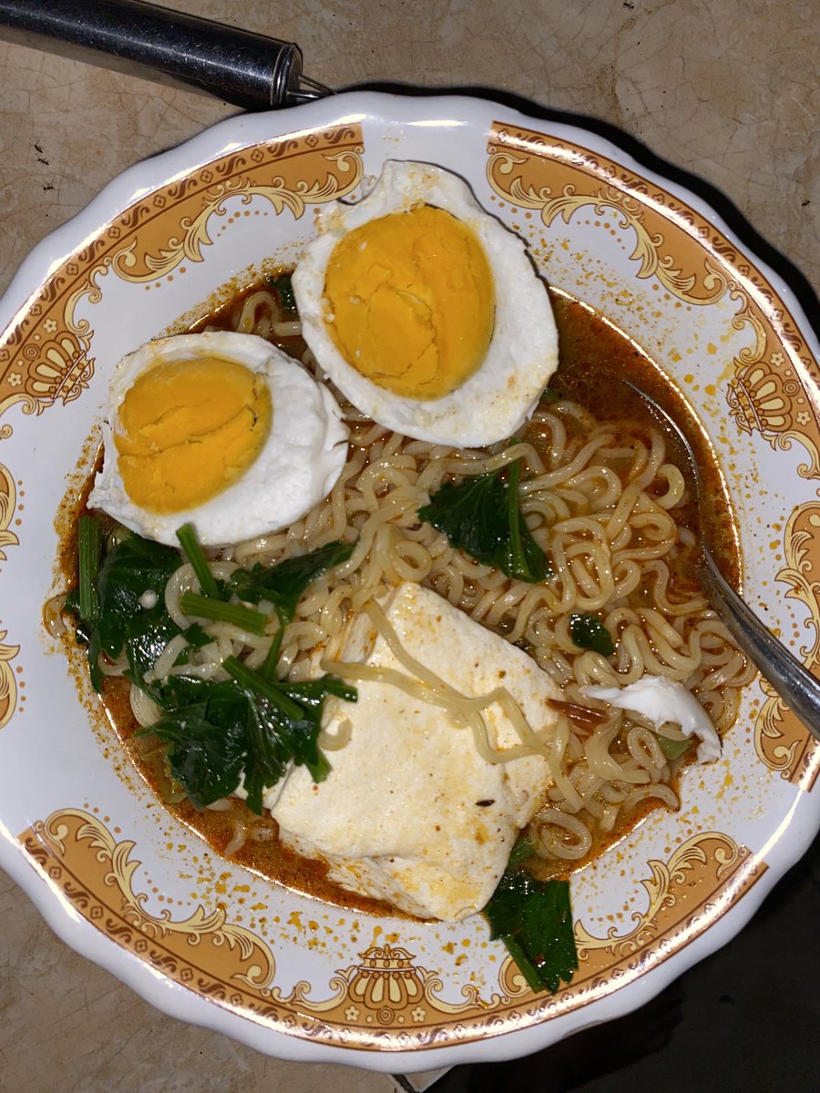 ihazuy's tweet photo. telor asin+tahu https://t.co/xNZWQ3mjcO