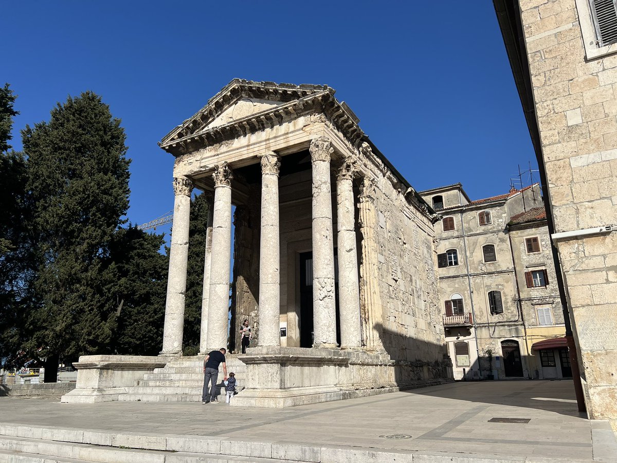 RomaPete's tweet image. On the trail of the Roman Empire in Pula. The Temple of Augustus, the House of Agrippina, so-called because a statue believed to be of Agrippina the Younger was found there, a spectacular mosaic next to a driveway, and the Arch of the Sergii, named for a prominent local family.
