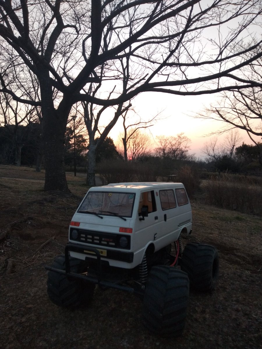 つちのこ tweet media