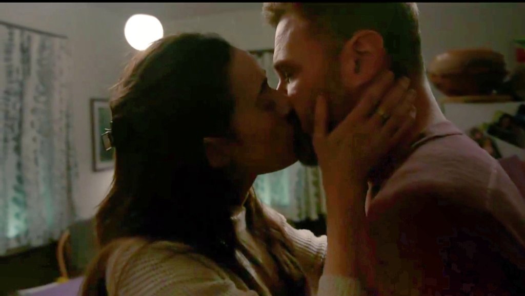 Fact12387039's tweet photo. #Burzek are that couple, Adam Ruzek is HIM and Kim Burgess is the people's princess.  They are perfect and perfect for each other. 

Congratulations, #Burzek fans! https://t.co/OwFW3F17h0