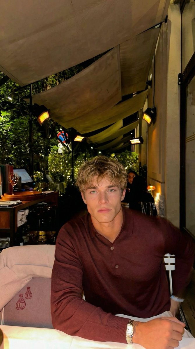 AlexYouungg's tweet photo. dream guy https://t.co/XTKe9dFtcz