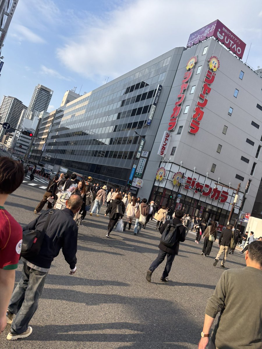 Dan In Japan tweet media