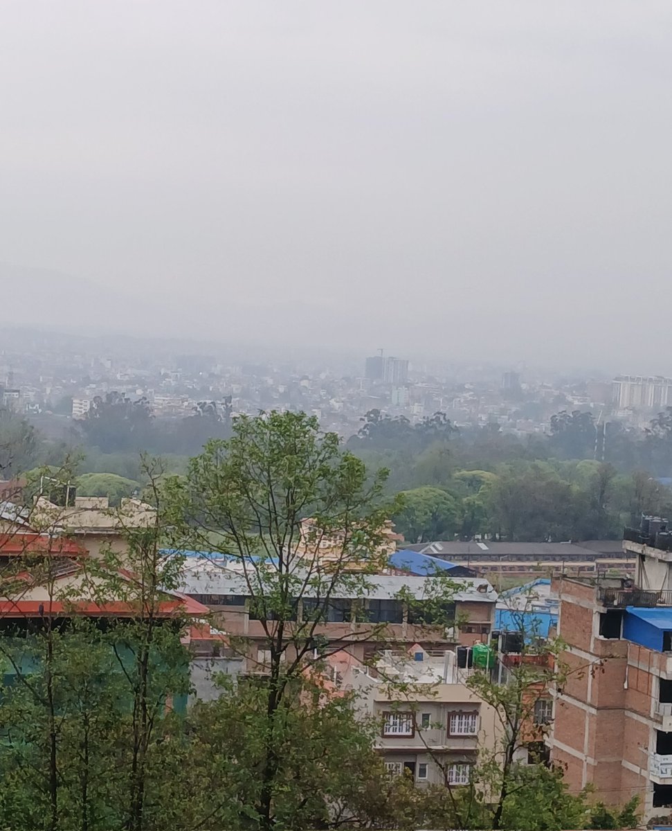 batodarpan's tweet photo. २५ चैत २०८२
ओहो! काठमाण्डौ उपत्यकाको मौसम https://t.co/EtqdAkhYM9