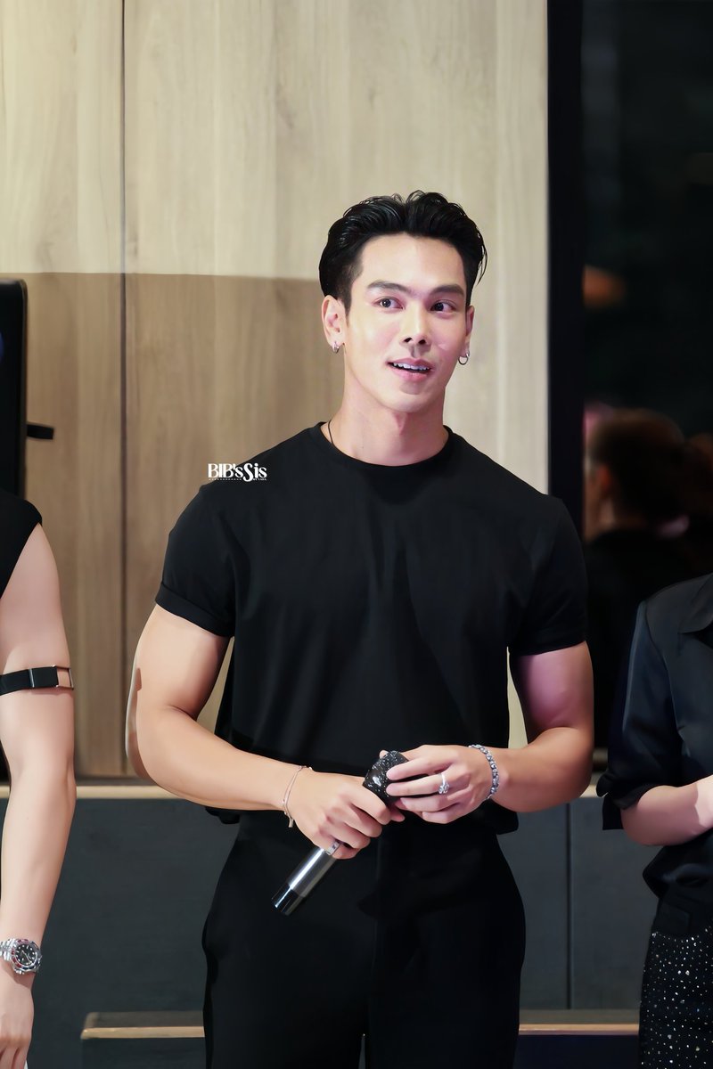 bib's sister tweet media