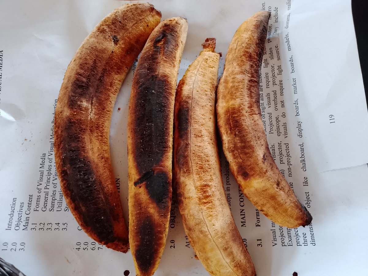 Ayinla™ tweet media