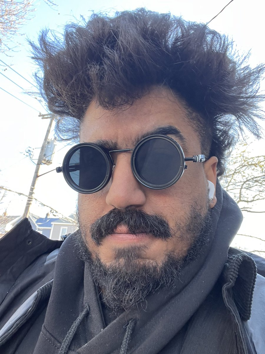 🤡⚔️🎪🏴☠M•a•u☠🏴🎪⚔️🤡 tweet media