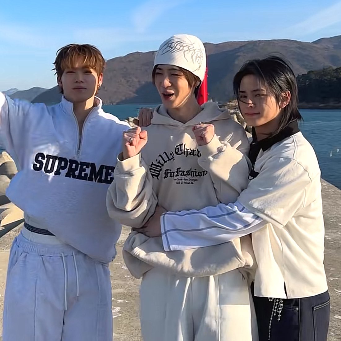 もう辞めてください tweet media