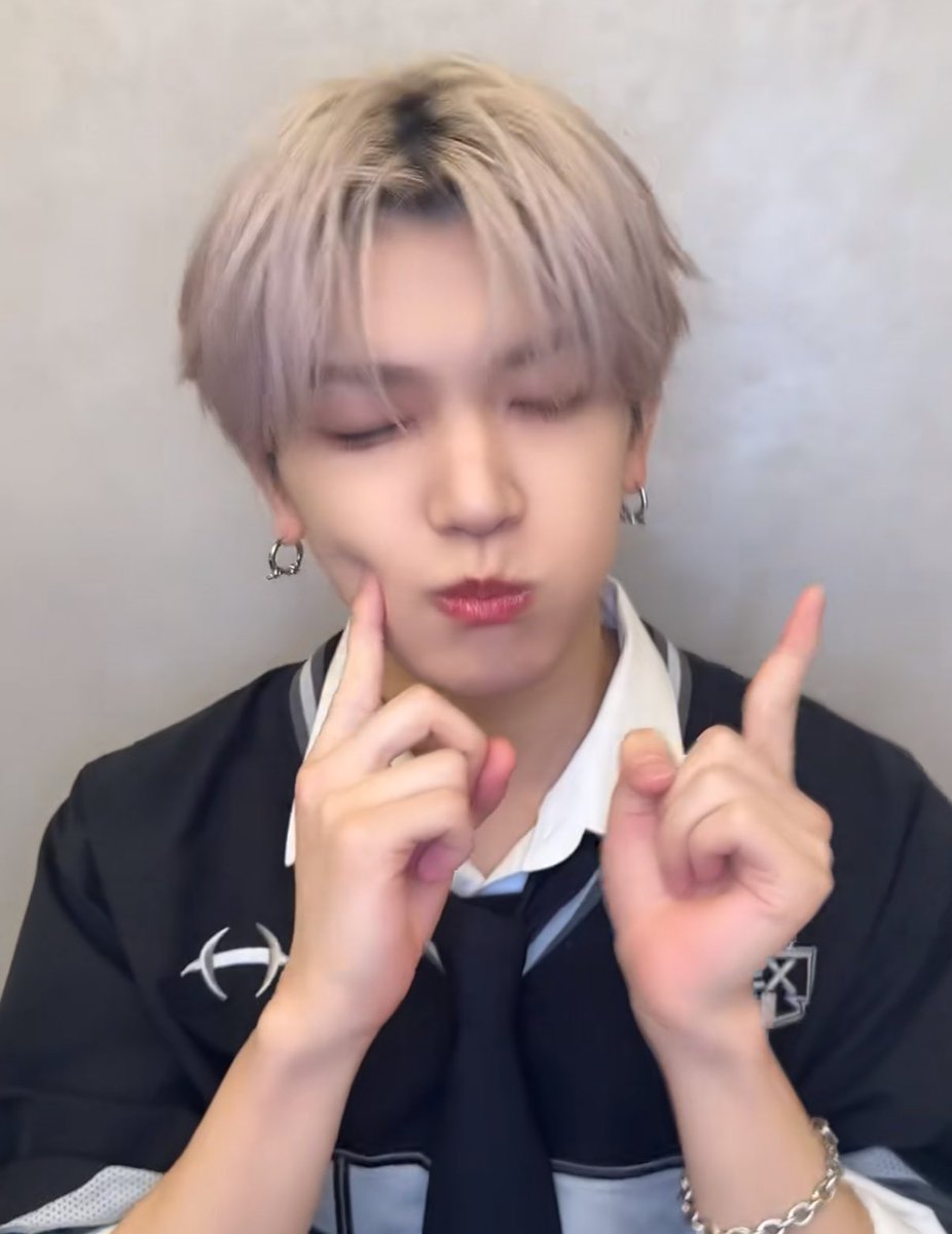 もう辞めてください tweet media