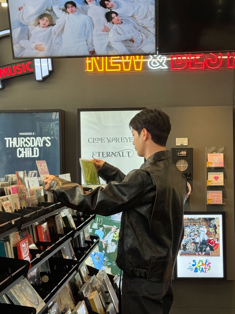 USE ' HEY / ✉️ ' - ENGLISH ONLY tweet media