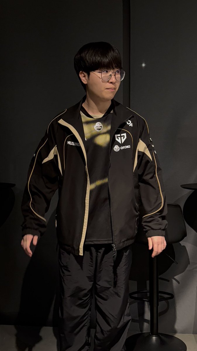 감자.. tweet media