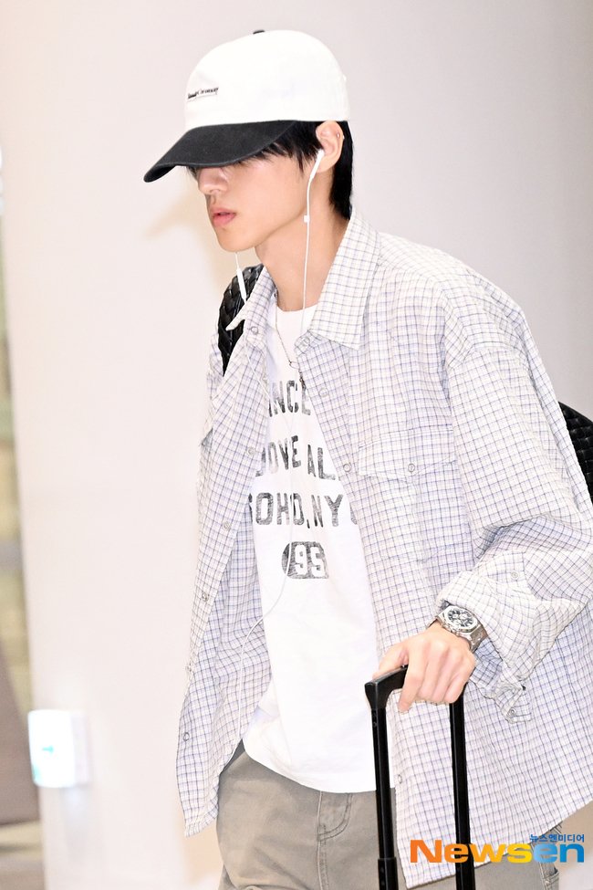 ri 🐈‍⬛ tweet media