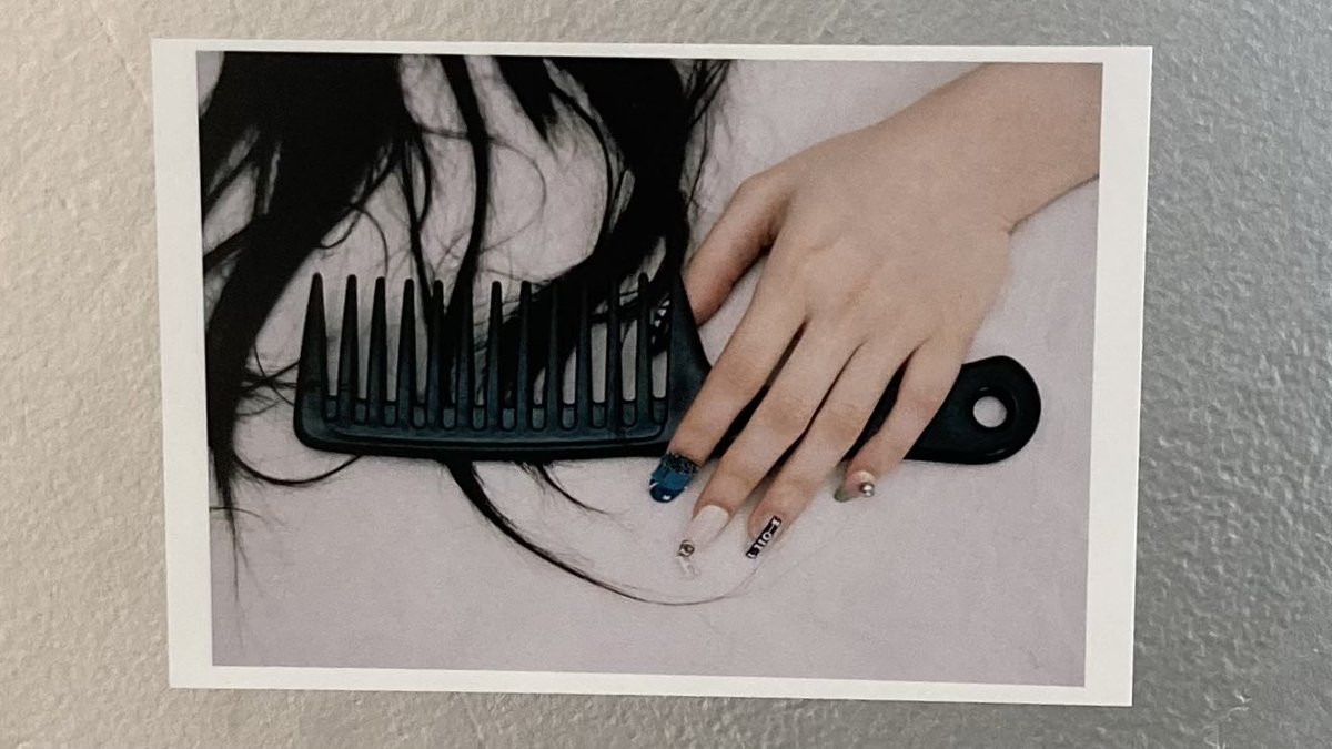 Miho_Miyakawa's tweet image. Memory🪽
Collaboration with HYSTERIC GLAMOUR After School🎼
90's vibes custom  press-on nail tips📼
All by handmade🎧
#nails #nail #nailart #fashion