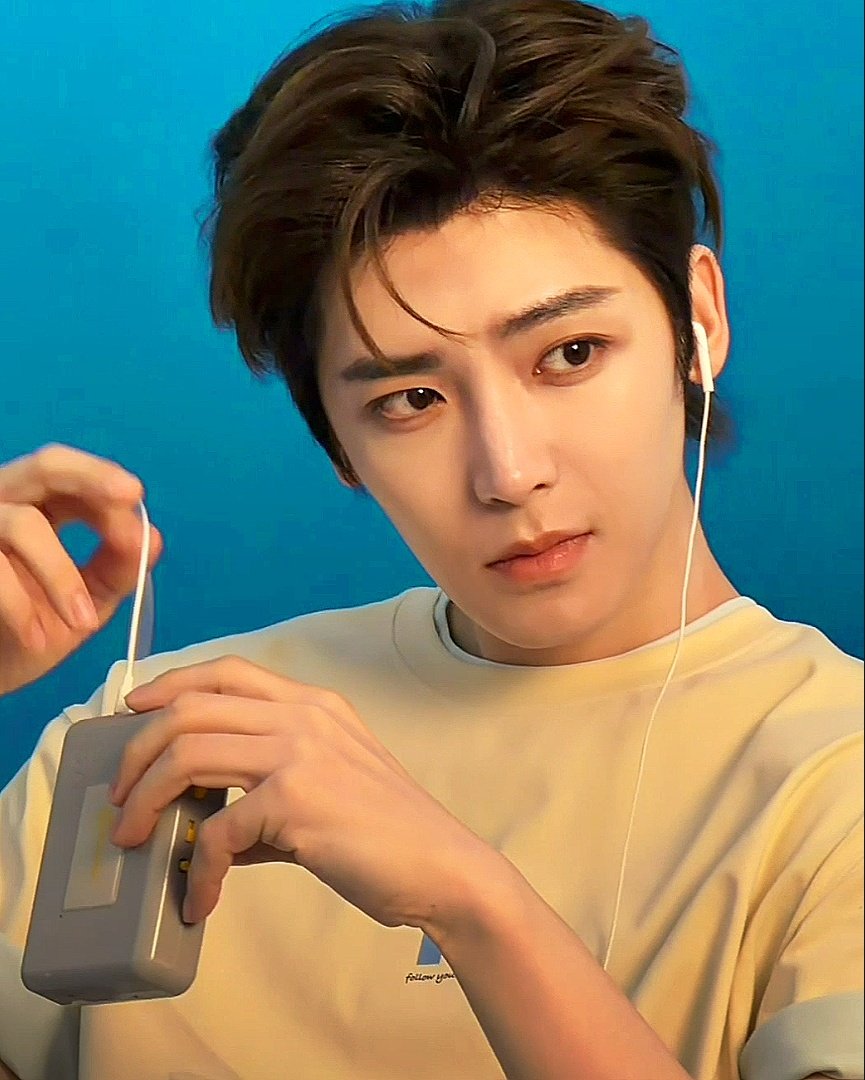 daily hou minghao 𐙚 tweet media