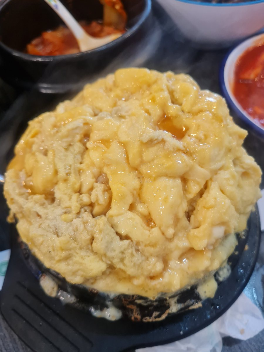 Garrdenrosse tweet media