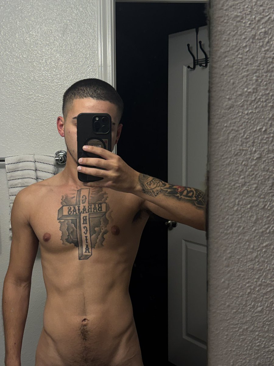 texasti0's tweet photo. Morning tease😅 https://t.co/D91GPBEik5
