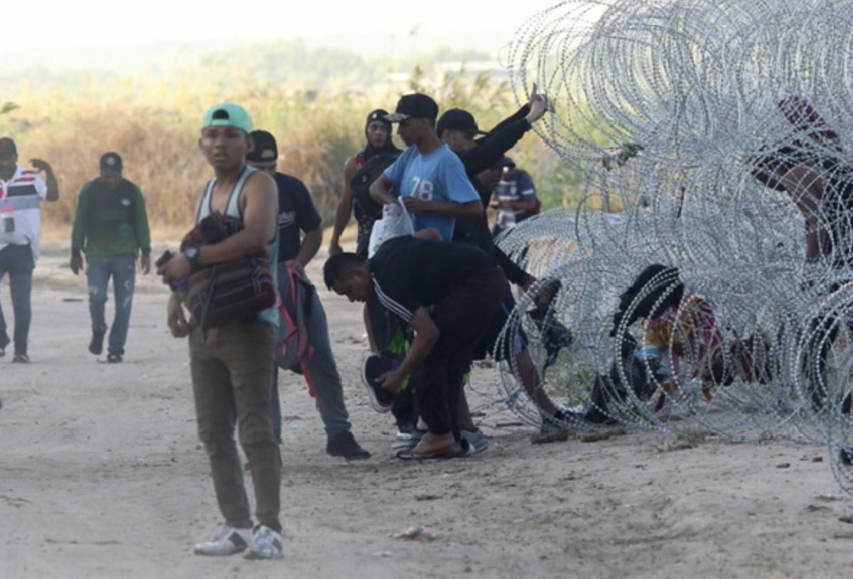 NormieUtah tweet media