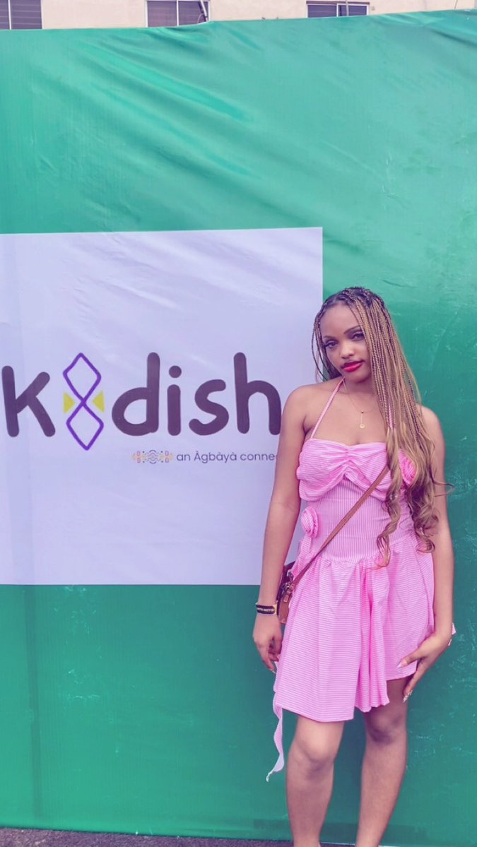 Claire🎀 tweet media