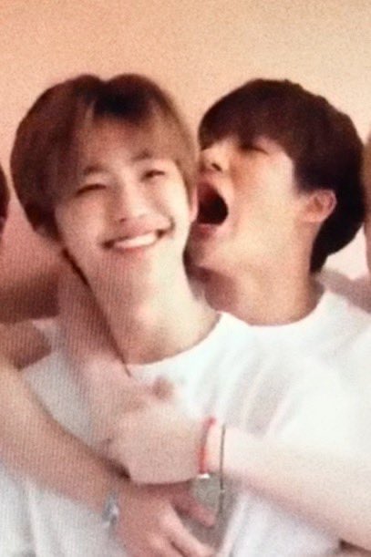 쩬⁶⁵ tweet media