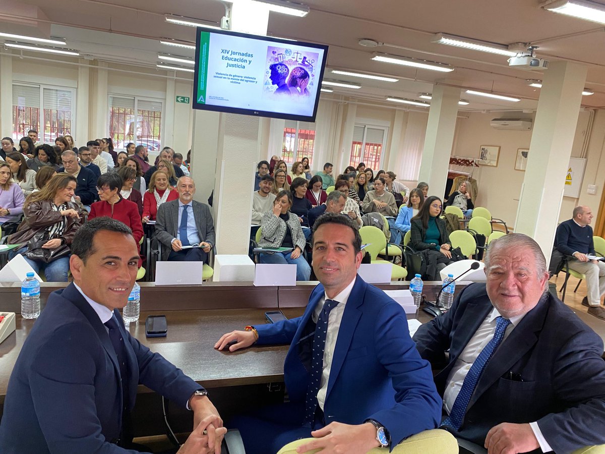 Francisco j.  Solano tweet media