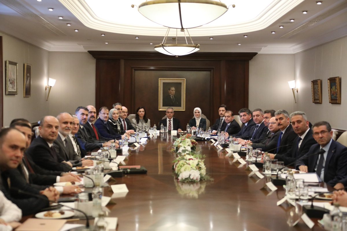 Mahinur Özdemir Göktaş tweet media