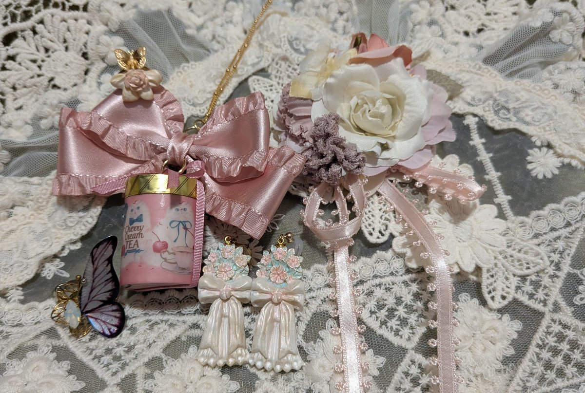 ましろ tweet media