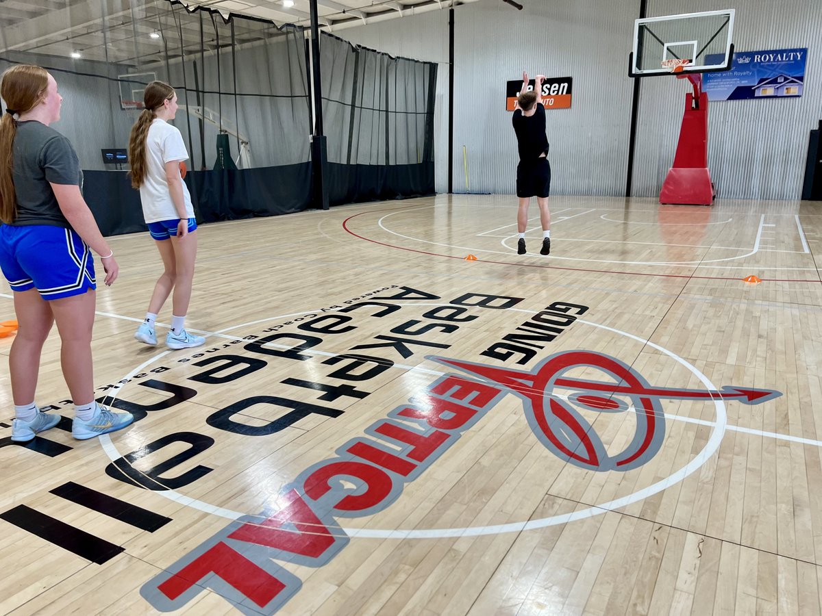 Adam Barnes tweet media