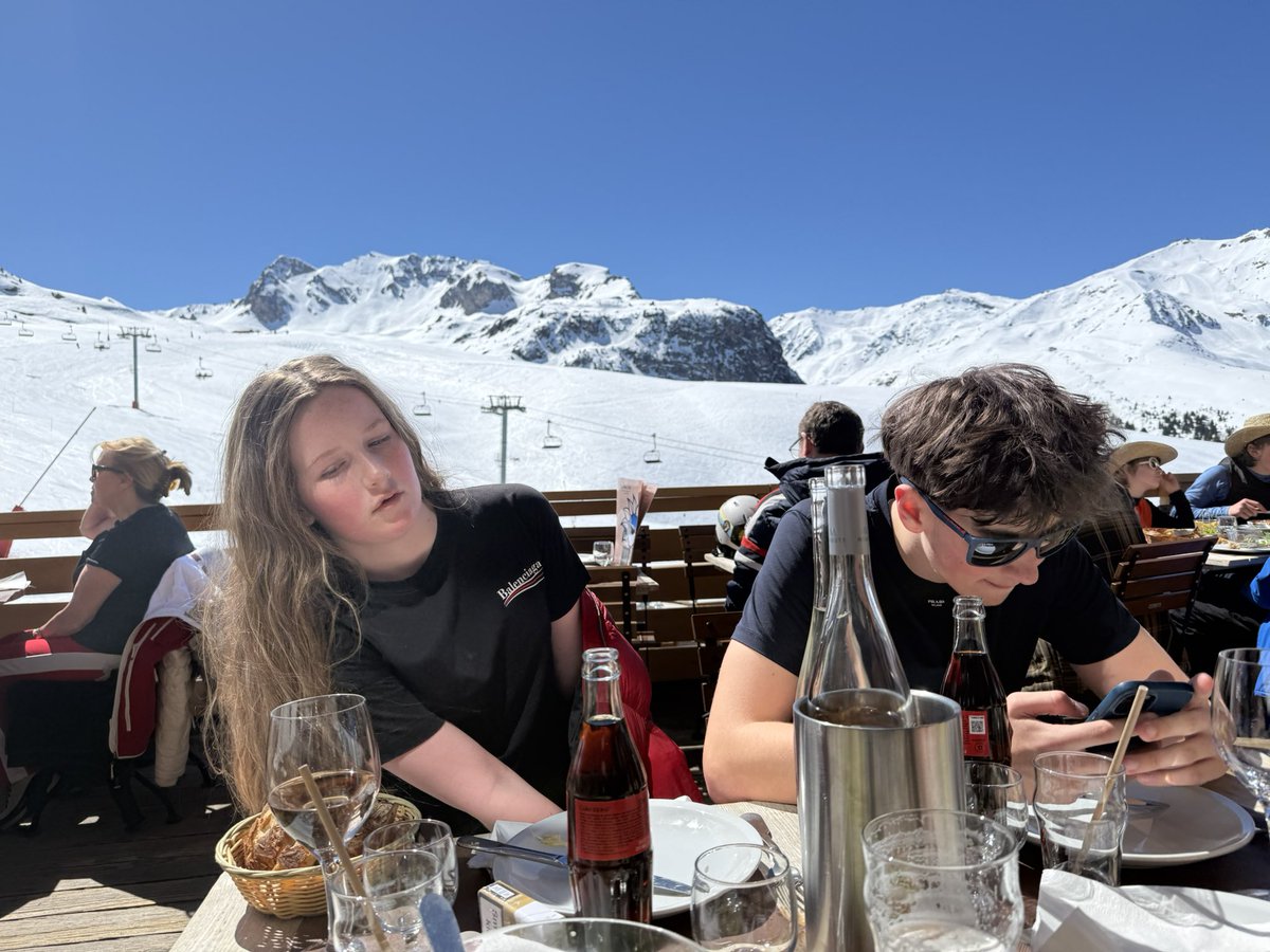 ☆ℂ𝕒𝕥𝕙𝕒𝕣𝕚𝕟𝕒☆ tweet media