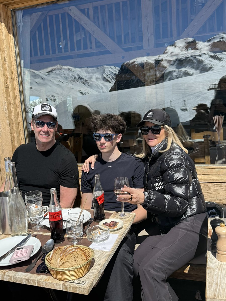 ☆ℂ𝕒𝕥𝕙𝕒𝕣𝕚𝕟𝕒☆ tweet media