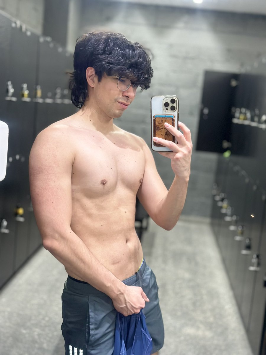 Chris Valenzuela tweet media