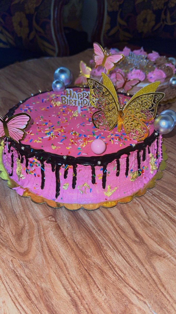 DAPL♌️🇨🇲 tweet media