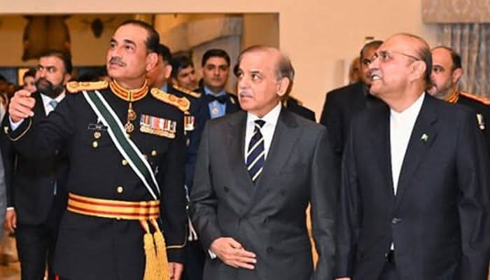 kausar_381's tweet photo. #Peace is more difficult than #WAR.🇵🇰❤️
War is not the #Future but Peace is the #future. We must choose #Peace over #War,over we will #Alls be #Distroyed.
#Shukrya_Pakistan
#pakistanafghanistanwar
#IranPeaceTalks
@PakMilitaryClub
#Pakistan. #Americawar
#IranRevolution2026 https://t.co/oDRISEvSRD